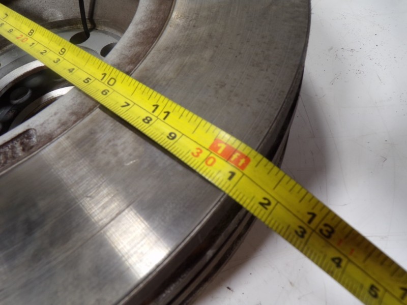 Recambio de disco freno trasero para cupra ateca 2.0tsi 4drive referencia OEM IAM 5Q0615601E  