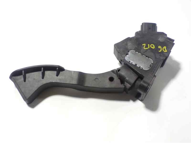 Recambio de potenciometro pedal para toyota auris 1.4 turbodiesel cat referencia OEM IAM 7811002012 7811002012 03967963418