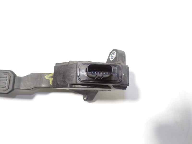 Recambio de potenciometro pedal para toyota auris 1.4 turbodiesel cat referencia OEM IAM 7811002012 7811002012 03967963418