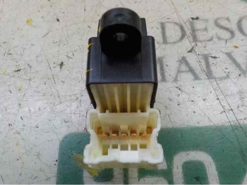 Recambio de mando elevalunas delantero derecho para suzuki s-cross 1.6 ddis referencia OEM IAM 3799568L00  