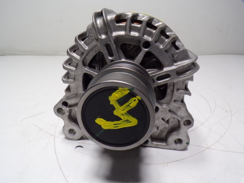 Recambio de alternador para audi a1 sportback (gba) 1.0 tfsi referencia OEM IAM 04E903015 04E903015 