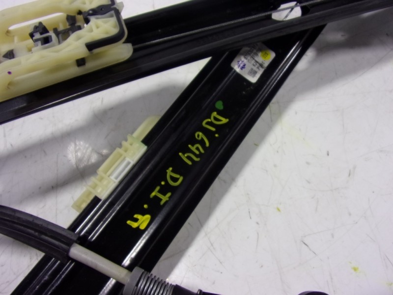 Recambio de elevalunas delantero izquierdo para cupra ateca 2.0tsi 4drive referencia OEM IAM 575837461A 575837461A 