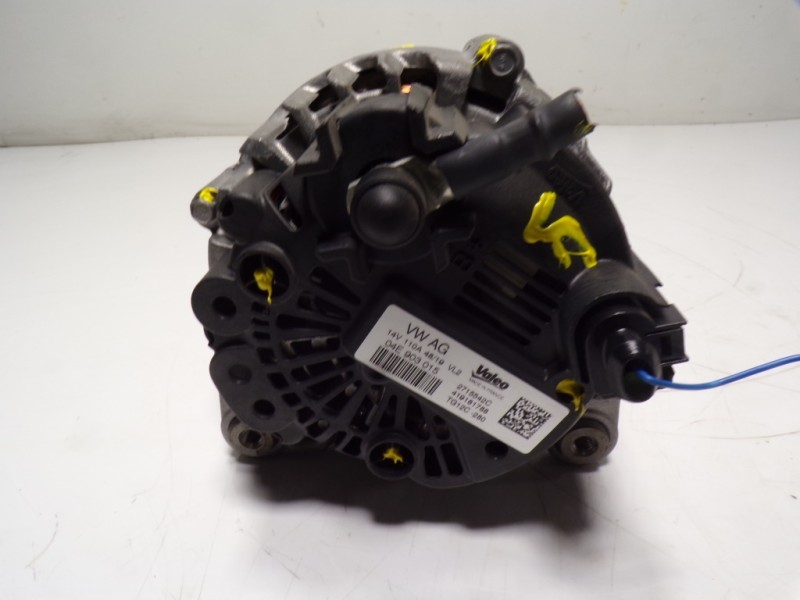 Recambio de alternador para audi a1 sportback (gba) 1.0 tfsi referencia OEM IAM 04E903015 04E903015 