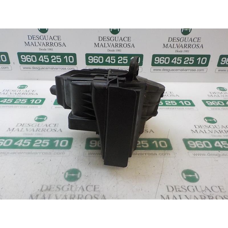 Recambio de filtro aire para renault megane iii coupe 1.5 dci diesel referencia OEM IAM 8200947663  