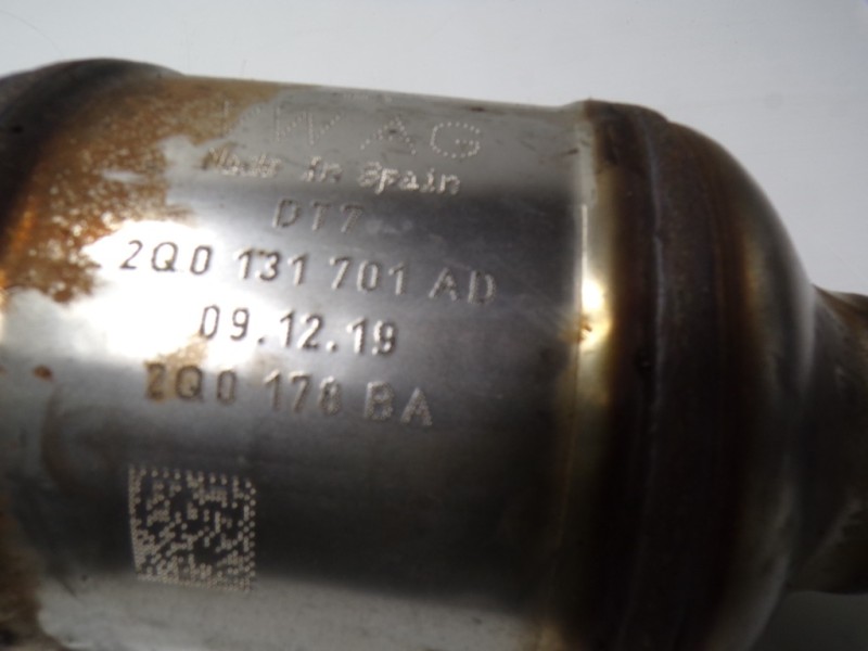 Recambio de catalizador para audi a1 sportback (gba) 1.0 tfsi referencia OEM IAM 2Q0254504G 2Q0131690B 