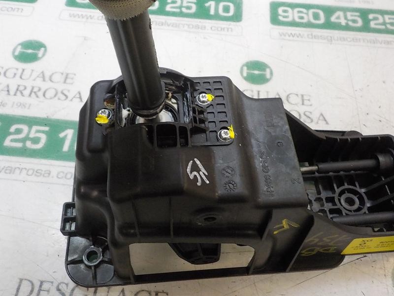 Recambio de palanca cambio para renault megane iii coupe 1.5 dci diesel referencia OEM IAM 8201062921 8201062921 9615016A