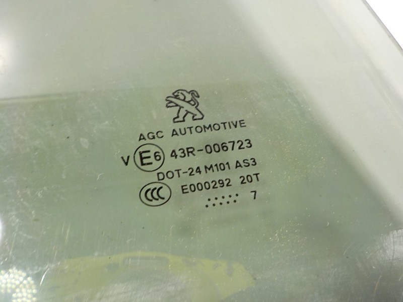 Recambio de cristal puerta trasero derecho para peugeot 2008 (--.2013) 1.6 blue-hdi fap referencia OEM IAM 9678175280  