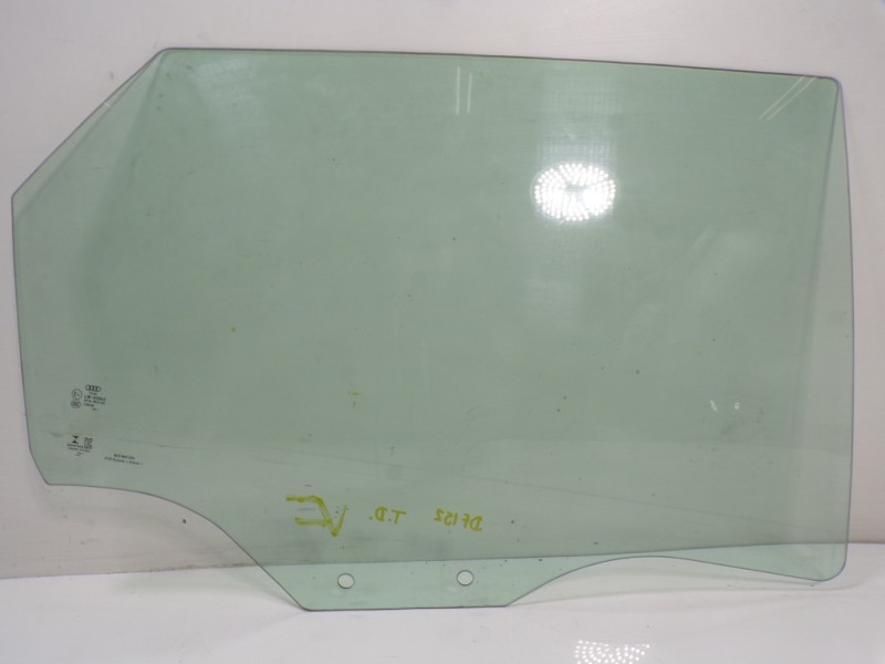 Recambio de cristal puerta trasero derecho para audi a1 sportback (gba) 1.0 tfsi referencia OEM IAM 82G845206  