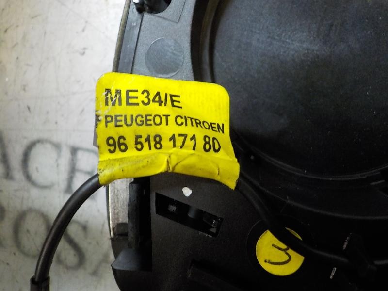 Recambio de piloto interior para peugeot 508 2.0 16v hdi fap referencia OEM IAM 6362CF 9651817180 