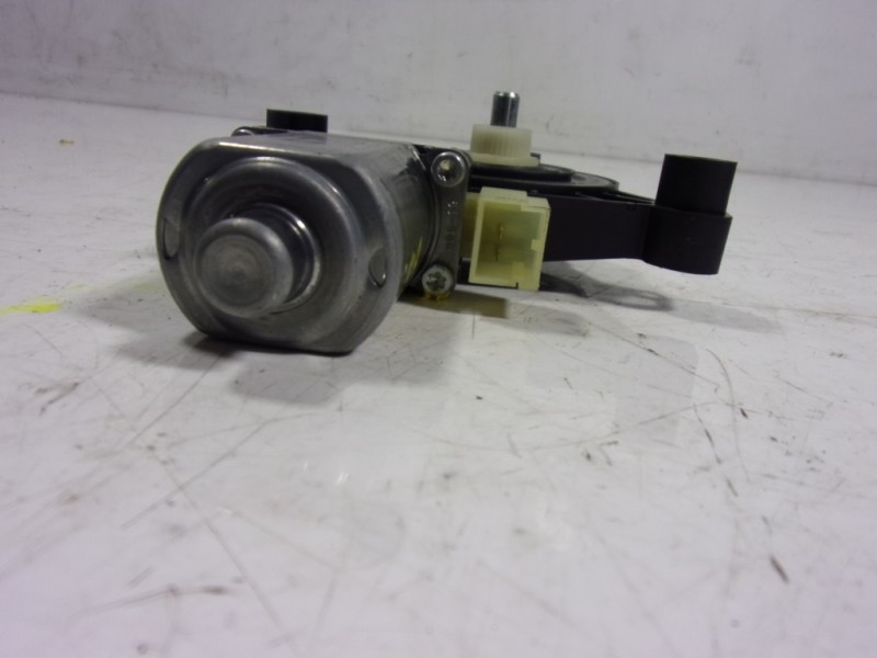 Recambio de motor elevalunas delantero derecho para cupra ateca 2.0tsi 4drive referencia OEM IAM 5Q0959802B 5Q0959802B 