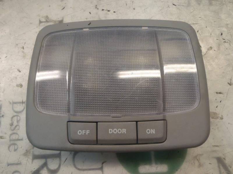 Recambio de piloto interior para hyundai santa fe (sm) 2.4 gls referencia OEM IAM 9281039000YH  