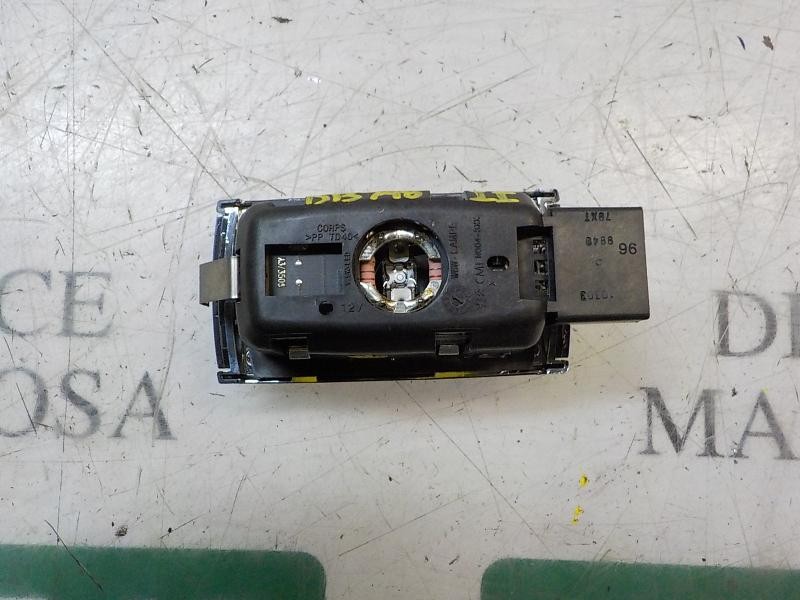 Recambio de piloto interior para peugeot 508 2.0 16v hdi fap referencia OEM IAM 6362CL  