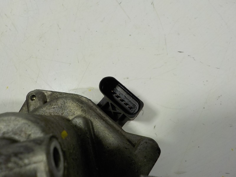 Recambio de caja mariposa para seat altea xl (5p5) 1.6 tdi referencia OEM IAM 03L128063AD 03L128063AD 