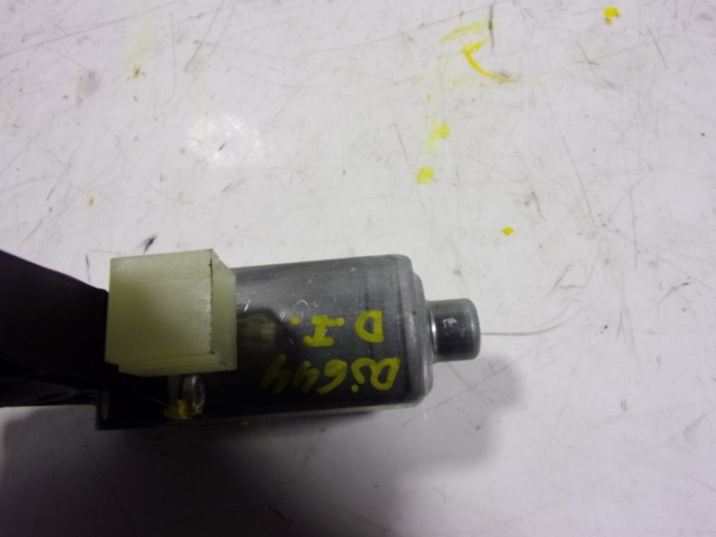 Recambio de motor elevalunas delantero izquierdo para cupra ateca 2.0tsi 4drive referencia OEM IAM 5Q0959801B 5Q0959801B 