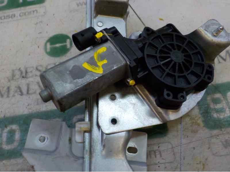 Recambio de elevalunas trasero derecho para dacia duster 1.5 dci diesel fap cat referencia OEM IAM 8200733832  