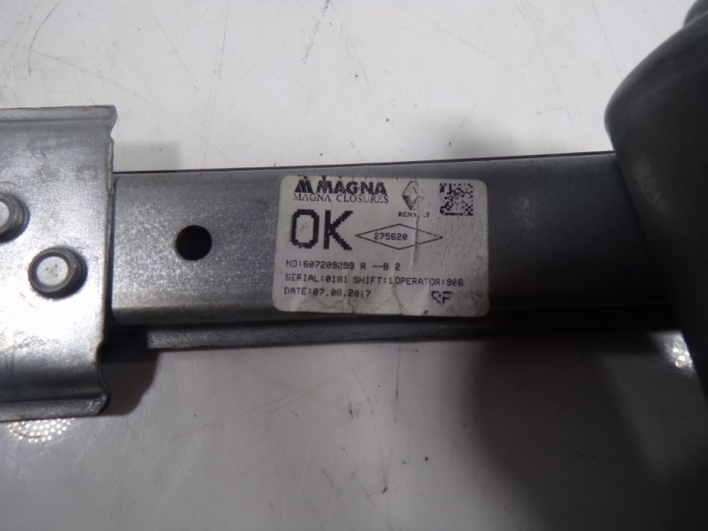 Recambio de elevalunas delantero derecho para dacia sandero 1.5 dci diesel fap cat referencia OEM IAM 807209299R 607209299R 