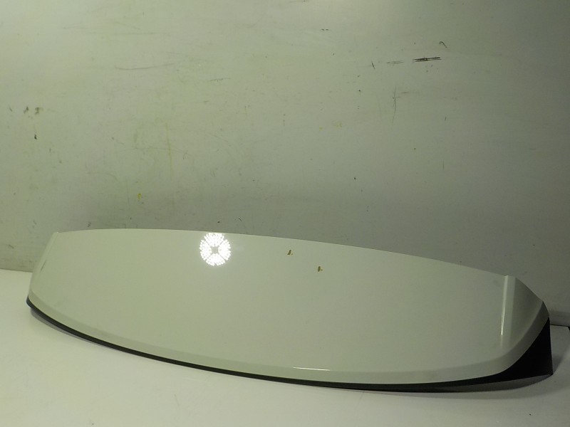 Recambio de aleron trasero para volkswagen t-roc 1.0 tsi referencia OEM IAM   