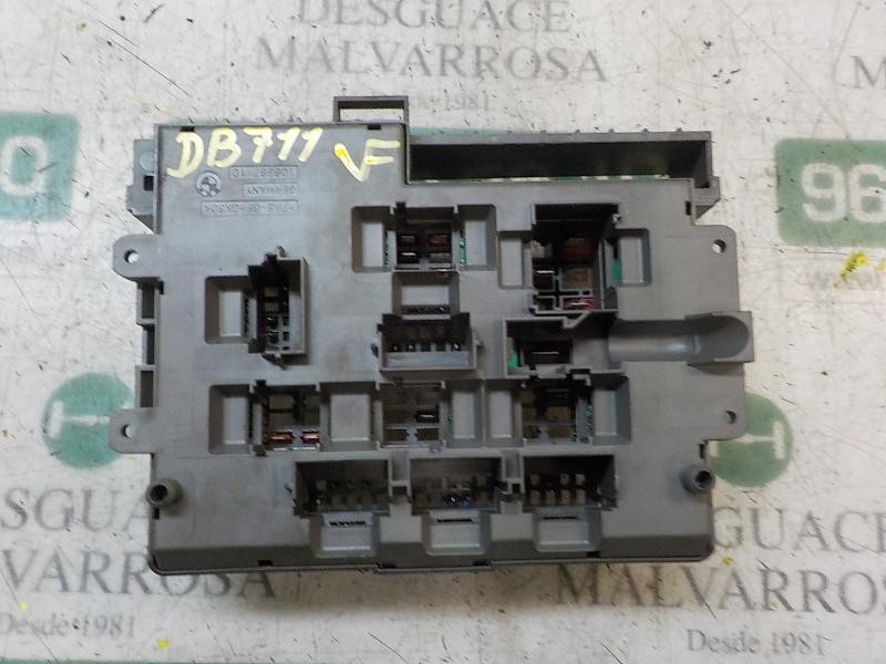 Recambio de caja reles / fusibles para bmw serie 1 berlina (e81/e87) 118d referencia OEM IAM 61149119445 911944604 