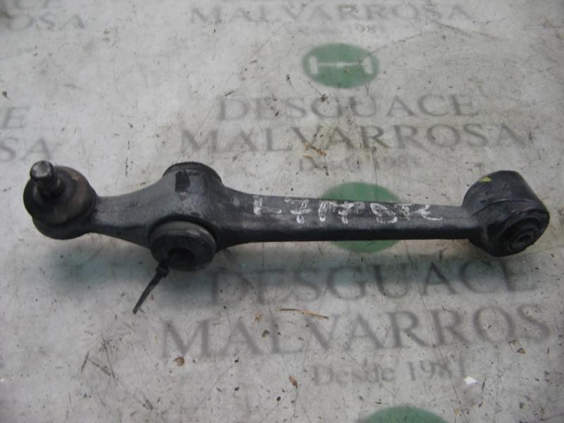 Recambio de brazo suspension inferior delantero izquierdo para kia rio ls berlina (5-ptas.) referencia OEM IAM   