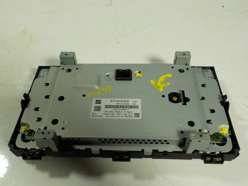 Recambio de pantalla multifuncion para cupra ateca 2.0tsi 4drive referencia OEM IAM  575919606 