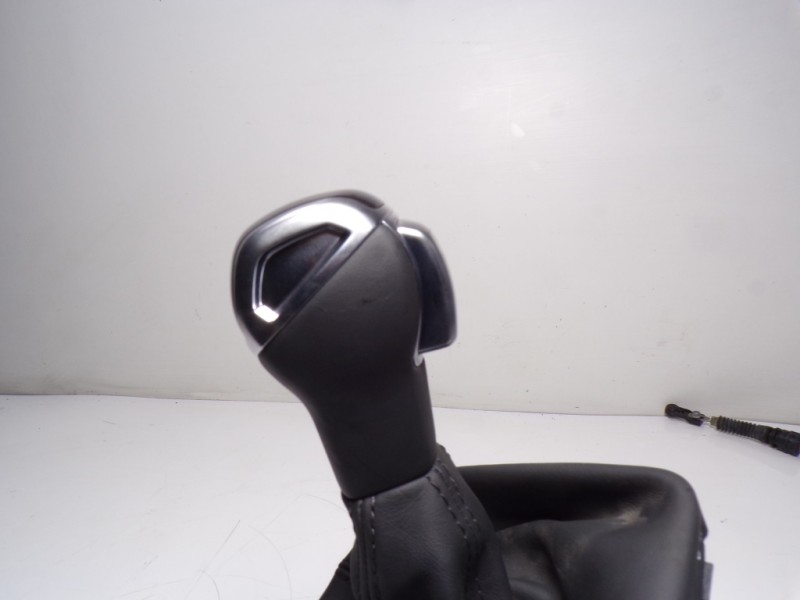 Recambio de palanca cambio para audi a1 sportback (gba) 1.0 tfsi referencia OEM IAM 2Q2713023AQ 2Q2713023AQ 82C713139BTAH