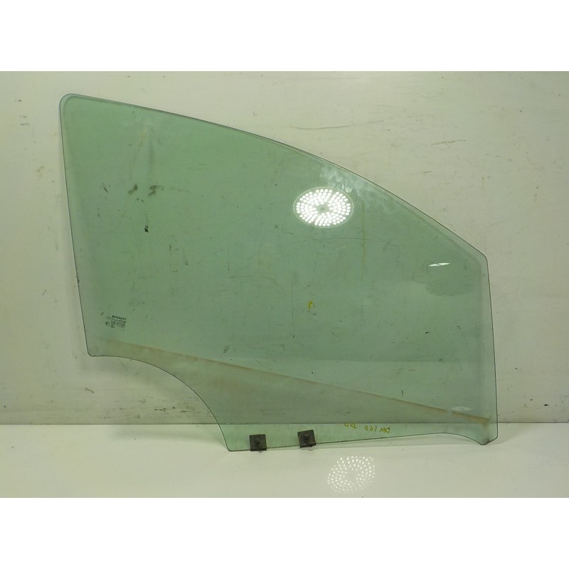 Recambio de cristal puerta delantero derecho para renault captur 0.9 tce referencia OEM IAM 803006778R  