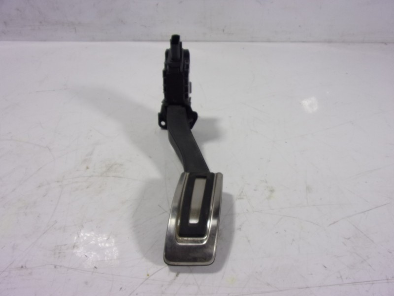 Recambio de potenciometro pedal para cupra ateca 2.0tsi 4drive referencia OEM IAM 5Q1723503L 5Q1723503J 