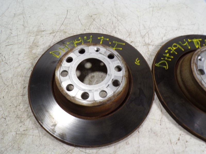 Recambio de disco freno trasero para volkswagen passat berlina (3c2) 2.0 16v fsi referencia OEM IAM 1K0615601AD  