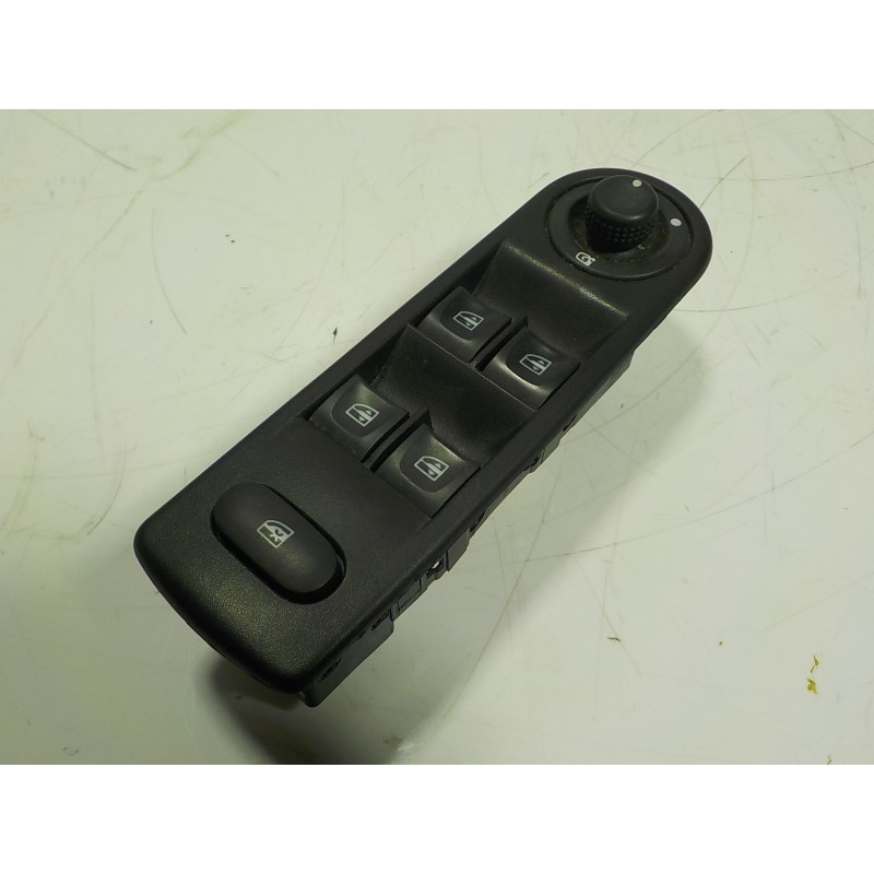 Recambio de mando elevalunas delantero izquierdo para renault captur 0.9 tce referencia OEM IAM 254118722R 254118722R 