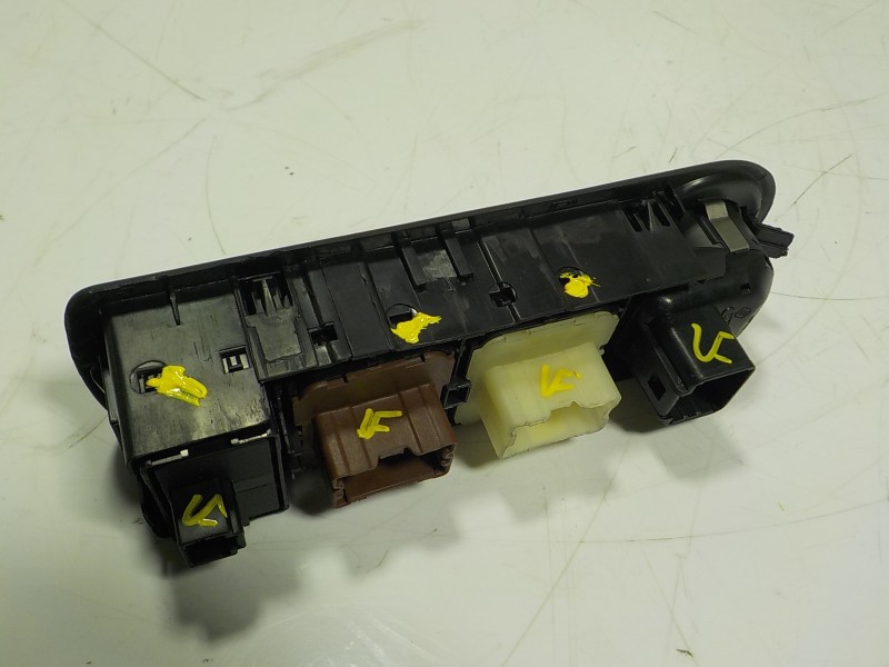 Recambio de mando elevalunas delantero izquierdo para renault captur 0.9 tce referencia OEM IAM 254118722R 254118722R 