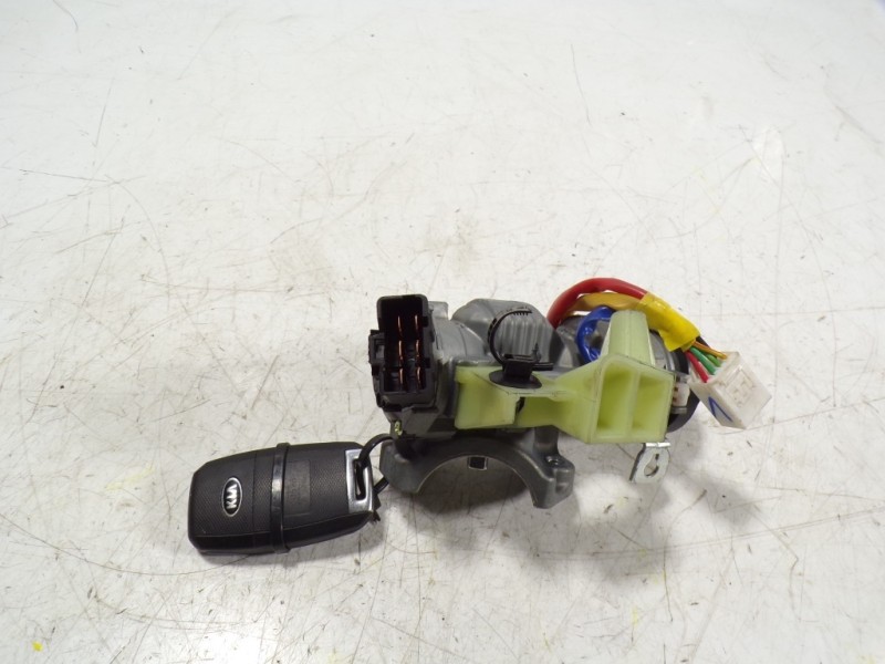 Recambio de antirrobo para kia cee´d 1.4 crdi cat referencia OEM IAM 819103X000  