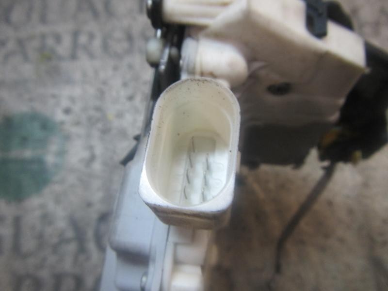 Recambio de cerradura puerta trasera derecha para seat exeo berlina (3r2) 2.0 tdi referencia OEM IAM 8E0839016AA  