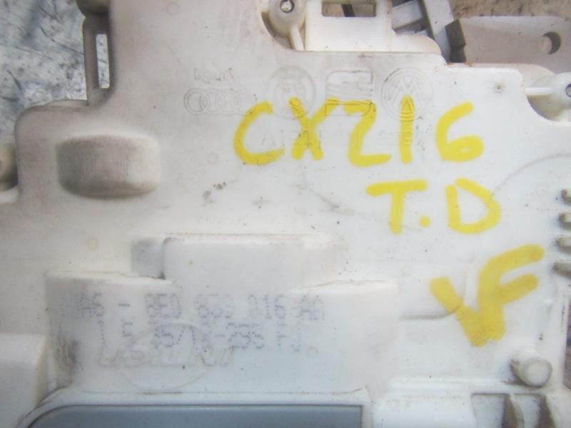 Recambio de cerradura puerta trasera derecha para seat exeo berlina (3r2) 2.0 tdi referencia OEM IAM 8E0839016AA  