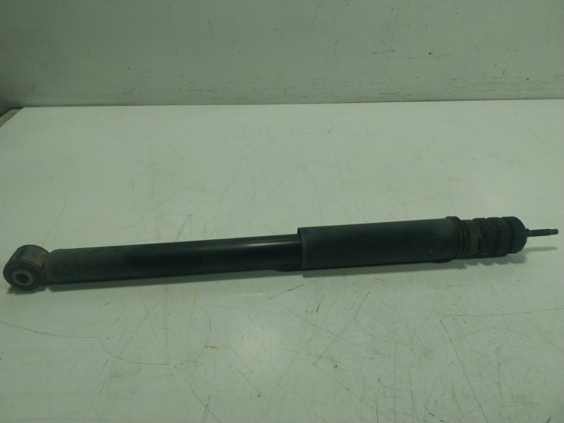 Recambio de amortiguador trasero izquierdo para dacia logan ii 1.2 referencia OEM IAM 562103901R 562103901R 