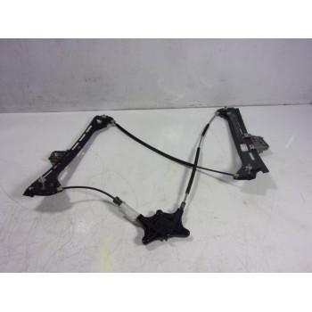 ELEVALUNAS DELANTERO DERECHO A2077200446 A2077200646 977648106