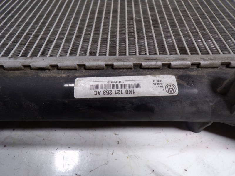 Recambio de radiador agua para volkswagen passat berlina (3c2) 2.0 16v fsi referencia OEM IAM 1K0121253AN 1K0121253AC 