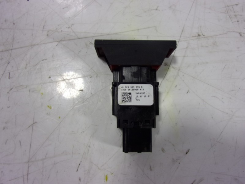 Recambio de warning para cupra ateca 2.0tsi 4drive referencia OEM IAM 5F0953235B1QB 5F0953235B 