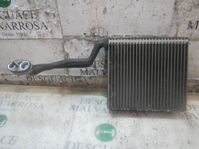 Recambio de evaporador aire acondicionado para seat exeo berlina (3r2) 2.0 tdi referencia OEM IAM 8E1820103A  