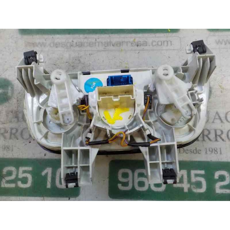 Recambio de mando calefaccion / aire acondicionado para fiat doblo 1.3 16v jtd cat referencia OEM IAM 735498657 105N4740100 