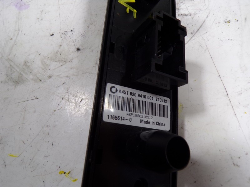 Recambio de warning para smart coupe micro hybrid drive (45kw) (451.334) referencia OEM IAM A4518209410 A4518209410001 11656140