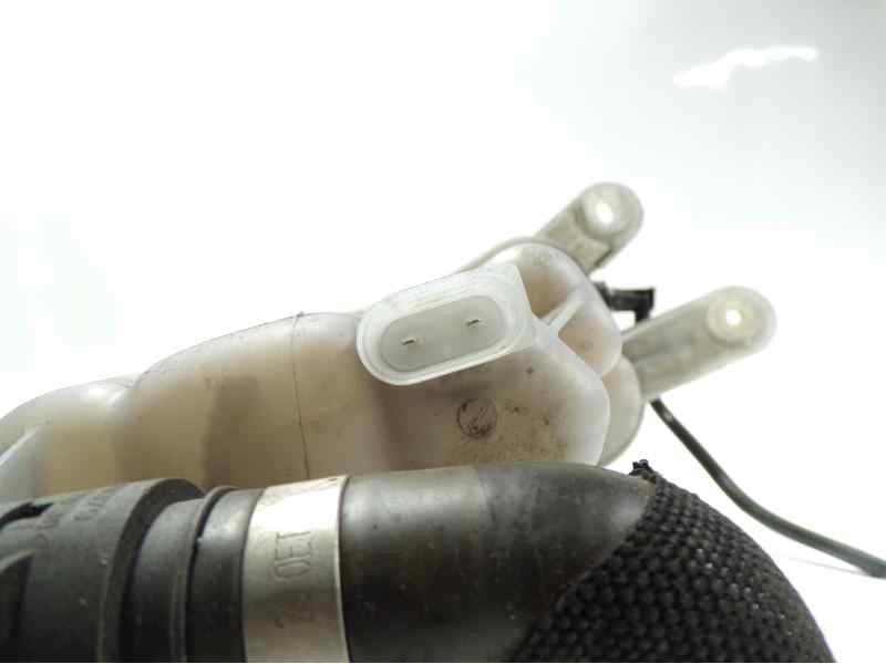 Recambio de deposito expansion para audi a4 ber. (b8) 2.0 16v tdi referencia OEM IAM 8K0121403G  