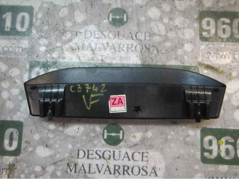 Recambio de piloto trasero central para chevrolet aveo 1.2 cat referencia OEM IAM   