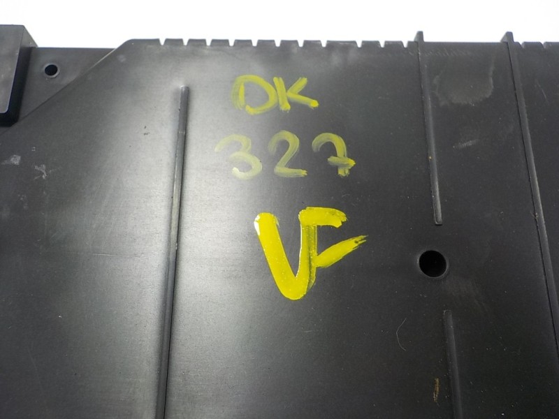 Recambio de caja reles / fusibles para peugeot 208 (p2) 1.2 puretech referencia OEM IAM 1681051580 983288038000 28709105