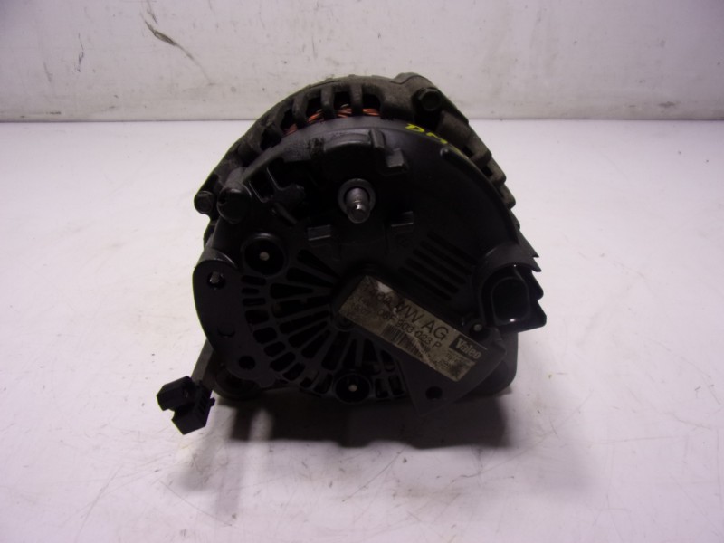 Recambio de alternador para volkswagen golf v berlina (1k1) r32 referencia OEM IAM 06F903023P 06F903023P 