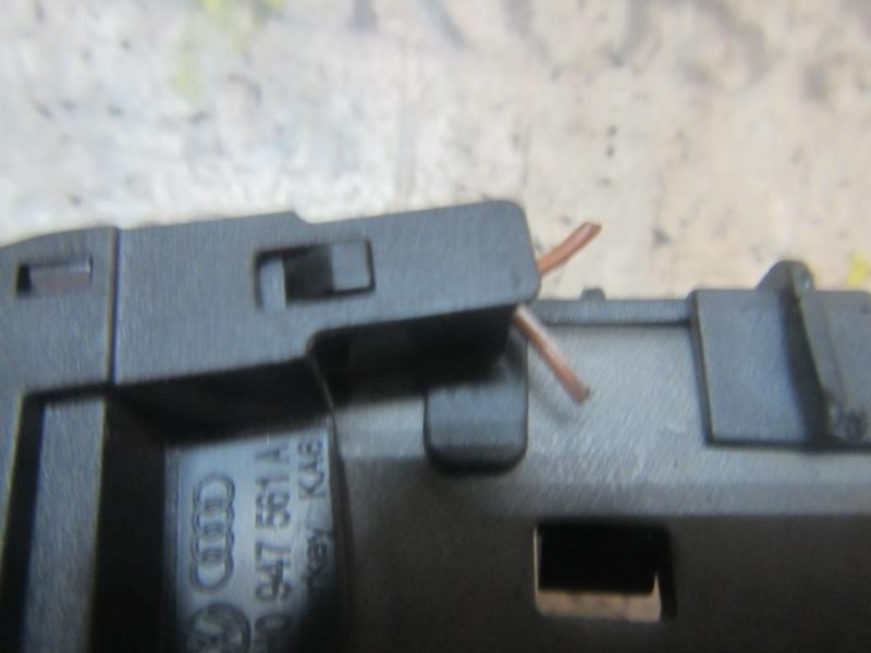 Recambio de palanca freno de mano para seat exeo berlina (3r2) 2.0 tdi referencia OEM IAM 8E0711305P  