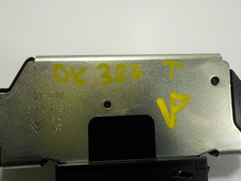 Recambio de cerradura maletero / porton para peugeot 208 (p2) 1.2 puretech referencia OEM IAM 8719F8 9151487499H 