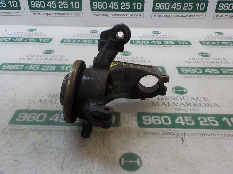 Recambio de mangueta delantera izquierda para peugeot 2008 (--.2013) allure referencia OEM IAM 364690  