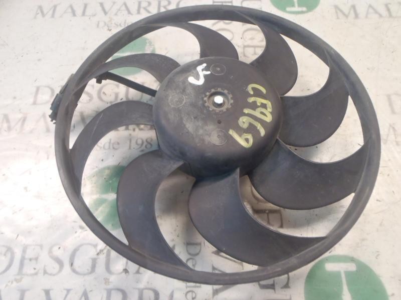 Recambio de electroventilador para hyundai santa fe (sm) 2.4 gls referencia OEM IAM 2523138000  