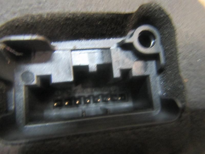 Recambio de cerradura puerta delantera derecha para volkswagen polo (6r1) referencia OEM IAM   