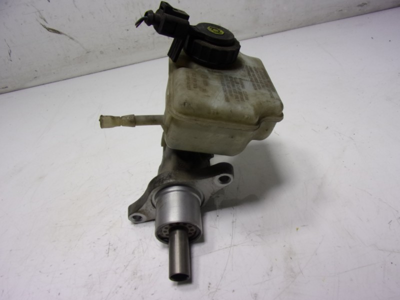 Recambio de bomba freno para volkswagen golf v berlina (1k1) r32 referencia OEM IAM 1K1614019L  